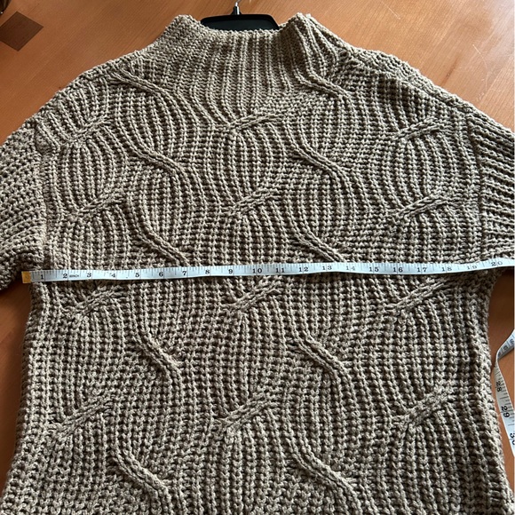 Tribal Jeans Chunky Knit Cable Sweater - Picture 8 of 9